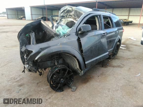 ✅ 2019 Dodge Journey SE • VIN: 3C4PDCBB9KT804421 • Lot: 43315748. Wystawiony na IAAI z przebiegiem Nie podano. Bezpłatny archiwum sprzedaży aukcyjnych z USA i szczegółowy raport historii pojazdu na DreamBid. Zdjęcie 17.