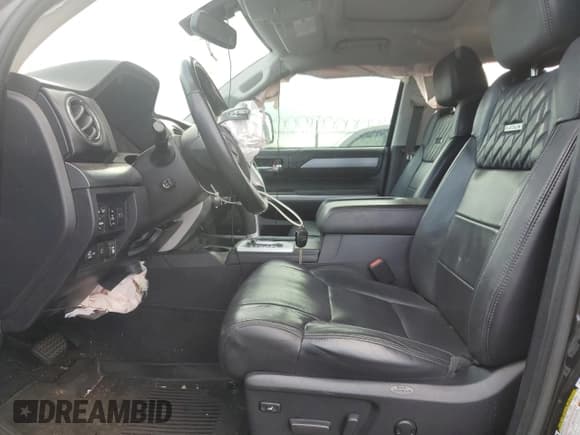 ✅ 2019 Toyota Tundra SR5 • VIN: 5TFGY5F18KX249757 • Lot: 48422665. Wystawiony na Copart z przebiegiem 50 981 mil. Bezpłatny archiwum sprzedaży aukcyjnych z USA i szczegółowy raport historii pojazdu na DreamBid. Zdjęcie 7.
