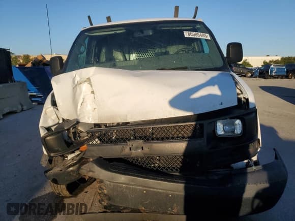 ✅ 2015 Chevrolet Express Cargo • VIN: 1GCWGFCF8F1150529 • Лот: 86086485. Опубликован ранее на Copart с пробегом Не указан. Бесплатный доступ к архиву аукционных продаж из США и подробный отчёт об истории автомобиля на DreamBid. Изображение 5.