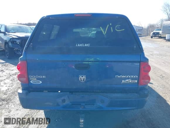 2009 Dodge Dakota z VIN 1D7HW32P59S719362, wystawiony jako IAAI lot #41776499 z przebiegiem 203 352 mil mil oraz . Historia ofert i sprzedaży dostępna na DreamBid. Obrazek 16.