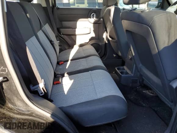 2007 Dodge Nitro SXT с VIN 1D8GU28KX7W730205, выставлен на аукционе Copart как лот 79738394 с пробегом 174 519 миль миль и Чистый • Clean title. История ставок и продаж доступна на DreamBid. Изображение 10.