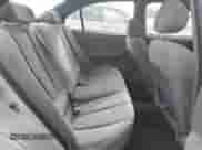 2005 Hyundai Elantra GLS z VIN KMHDN46D75U115937, wystawiony jako Copart lot #77410514 z przebiegiem 128 015 mil mil oraz Szkoda całkowita • Salvage title. Historia ofert i sprzedaży dostępna na DreamBid. Obrazek 10.