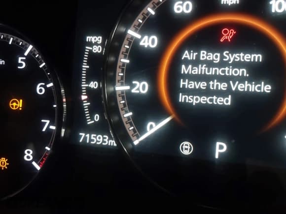 ✅ 2019 Mazda 3 Premium • VIN: 3MZBPAEM3KM101746 • Lot: 41548160. Listed on IAAI with 71,593 mi. Free auction sales archive from the USA and detailed vehicle history report at DreamBid. Image 16.