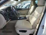 ✅ 2015 Volkswagen Touareg Executive • VIN: WVGEP9BP6FD007256 • Лот: 41499495. Опубликован ранее на Copart с пробегом 57 400 миль. Бесплатный доступ к архиву аукционных продаж из США и подробный отчёт об истории автомобиля на DreamBid. Изображение 7.