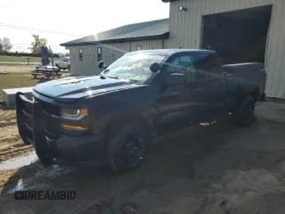 ✅ 2018 Chevrolet Silverado 1500 Work Truck • VIN: 1GCVKNEC7JZ298611 • Лот: 82063145. Опубликован ранее на Copart с пробегом 117 442 миль. Бесплатный доступ к архиву аукционных продаж из США и подробный отчёт об истории автомобиля на DreamBid. Изображение 1.