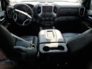 ✅ 2021 Chevrolet Silverado 1500 LT Trail Boss • VIN: 3GCPYFEL2MG175882 • Lot: 65164364. Wystawiony na Copart z przebiegiem 65 984 mil. Bezpłatny archiwum sprzedaży aukcyjnych z USA i szczegółowy raport historii pojazdu na DreamBid. Zdjęcie 8.