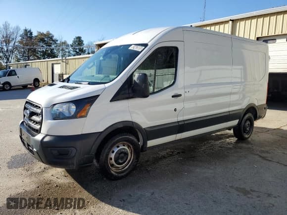 ✅ 2020 Ford Transit Cargo • VIN: 1FTBR1C8XLKA51665 • Lot: 92463885. Wystawiony na Copart z przebiegiem 108 925 mil. Bezpłatny archiwum sprzedaży aukcyjnych z USA i szczegółowy raport historii pojazdu na DreamBid. Zdjęcie 1.
