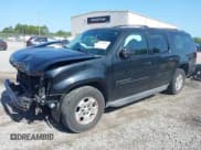 ✅ 2011 Chevrolet Suburban LT • VIN: 1GNSCJE05BR215667 • Lot: 42542649. Wystawiony na IAAI z przebiegiem 136 902 mil. Bezpłatny archiwum sprzedaży aukcyjnych z USA i szczegółowy raport historii pojazdu na DreamBid. Zdjęcie 18.