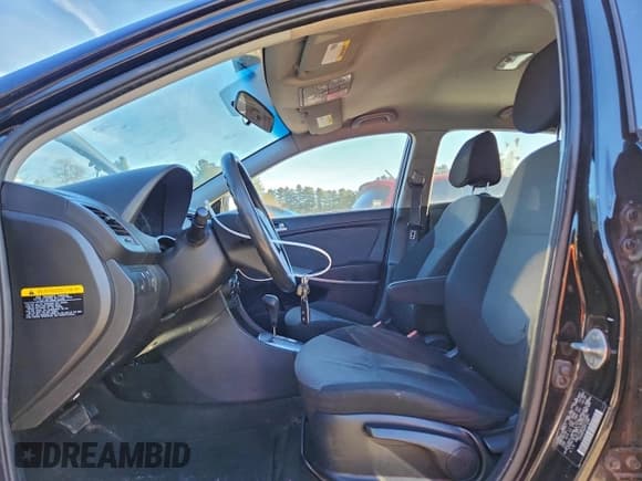 ✅ 2014 Hyundai Accent GS • VIN: KMHCT5AE4EU172961 • Lot: 96126085. Listed on Copart with 104,769 mi. Free auction sales archive from the USA and detailed vehicle history report at DreamBid. Image 7.