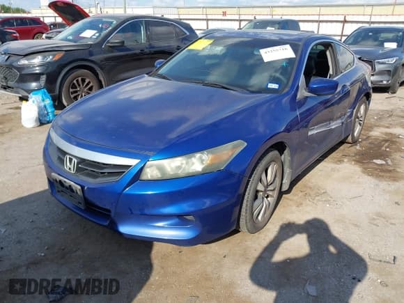 ✅ 2011 Honda Accord EX-L • VIN: 1HGCS1B86BA004908 • Lot: 43255716. Wystawiony na IAAI z przebiegiem 234 513 mil. Bezpłatny archiwum sprzedaży aukcyjnych z USA i szczegółowy raport historii pojazdu na DreamBid. Zdjęcie 17.