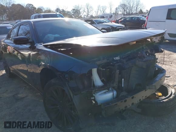 ✅ 2020 Dodge Charger SXT • VIN: 2C3CDXBG5LH116352 • Lot: 42442353. Listed on IAAI with 53,046 mi. Free auction sales archive from the USA and detailed vehicle history report at DreamBid. Image 1.