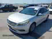 2015 Hyundai Sonata SE with VIN 5NPE24AF0FH212872, listed as a IAAI auction lot 43160654 with 214,856 mi miles and . Bid and sale history available at DreamBid. Image 18.