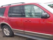 ✅ 2003 Ford Explorer Eddie Bauer • VIN: 1FMDU74K03UC30186 • Lot: 42373893. Wystawiony na IAAI z przebiegiem 103 172 mil. Bezpłatny archiwum sprzedaży aukcyjnych z USA i szczegółowy raport historii pojazdu na DreamBid. Zdjęcie 13.