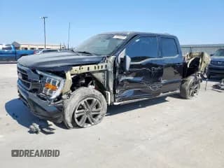 ✅ 2022 Ford F-150 XLT • VIN: 1FTFW1E88NKE96142 • Lot: 81998325. Wystawiony na Copart z przebiegiem 30 454 mil. Bezpłatny archiwum sprzedaży aukcyjnych z USA i szczegółowy raport historii pojazdu na DreamBid. Zdjęcie 1.