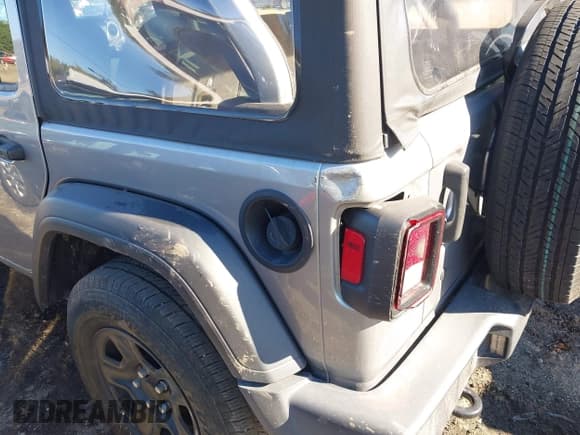 ✅ 2021 Jeep Wrangler Unlimited 80th Anniversary • VIN: 1C4HJXDN6MW543158 • Lot: 43412860. Listed on IAAI with 39,666 mi. Free auction sales archive from the USA and detailed vehicle history report at DreamBid. Image 6.