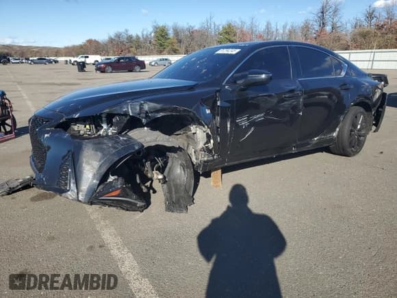 ✅ 2024 Lexus IS 350 F Sport • VIN: JTHGZ1E24R5035935 • Лот: 91294245. Опубликован ранее на Copart с пробегом 10 075 миль. Бесплатный доступ к архиву аукционных продаж из США и подробный отчёт об истории автомобиля на DreamBid. Изображение 1.