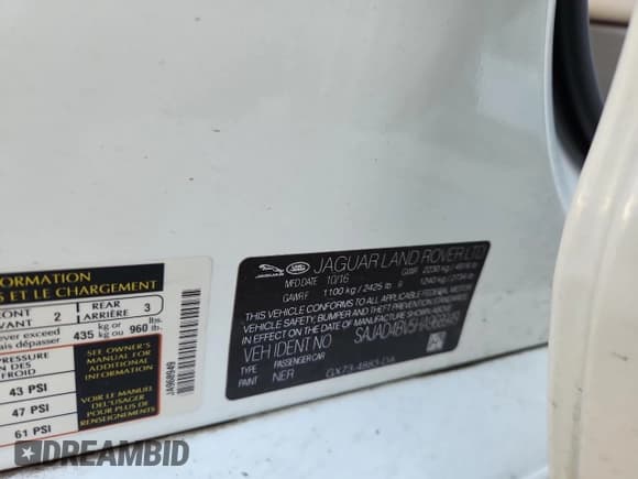 ✅ 2017 Jaguar XE 35t Premium • VIN: SAJAD4BV5HA968949 • Лот: 63670145. Опубликован ранее на Copart с пробегом 62 379 миль. Бесплатный доступ к архиву аукционных продаж из США и подробный отчёт об истории автомобиля на DreamBid. Изображение 12.