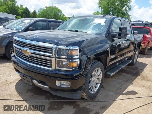 ✅ 2015 Chevrolet Silverado 1500 High Country • VIN: 3GCUKTEJ8FG188415 • Лот: 42199905. Опубликован ранее на IAAI с пробегом 116 050 миль. Бесплатный доступ к архиву аукционных продаж из США и подробный отчёт об истории автомобиля на DreamBid. Изображение 17.