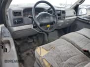 ✅ 1999 Ford F-250 XL • VIN: 1FTNF21L3XED84619 • Lot: 48395895. Wystawiony na Copart z przebiegiem 190 752 mil. Bezpłatny archiwum sprzedaży aukcyjnych z USA i szczegółowy raport historii pojazdu na DreamBid. Zdjęcie 8.