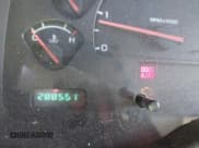 ✅ 2002 Dodge Dakota Sport • VIN: 1B7GL32N42S710574 • Lot: 43487536. Wystawiony na IAAI z przebiegiem 288 551 mil. Bezpłatny archiwum sprzedaży aukcyjnych z USA i szczegółowy raport historii pojazdu na DreamBid. Zdjęcie 7.