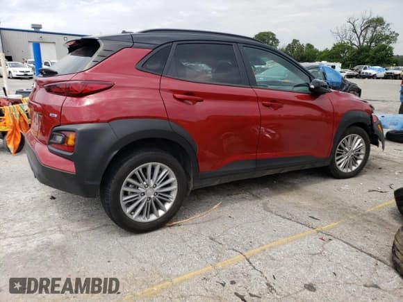 ✅ 2021 Hyundai Kona SEL • VIN: KM8K2CAA1MU735544 • Лот: 61327763. Опубликован ранее на Copart с пробегом 32 233 миль. Бесплатный доступ к архиву аукционных продаж из США и подробный отчёт об истории автомобиля на DreamBid. Изображение 3.