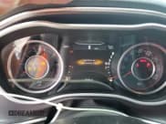 ✅ 2016 Dodge Challenger SXT Plus • VIN: 2C3CDZAG7GH129221 • Lot: 71105713. Wystawiony na Copart z przebiegiem 65 183 mil. Bezpłatny archiwum sprzedaży aukcyjnych z USA i szczegółowy raport historii pojazdu na DreamBid. Zdjęcie 9.