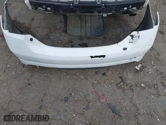 ✅ 2009 Toyota Camry LE • VIN: 4T1BE46K99U914615 • Lot: 43312944. Wystawiony na IAAI z przebiegiem 162 265 mil. Bezpłatny archiwum sprzedaży aukcyjnych z USA i szczegółowy raport historii pojazdu na DreamBid. Zdjęcie 12.