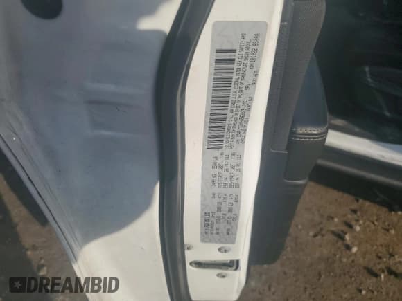 ✅ 2017 Jeep Cherokee 75th Anniversary Edition • VIN: 1C4PJMCBXHW563873 • Lot: 61593915. Wystawiony na Copart z przebiegiem 218 370 mil. Bezpłatny archiwum sprzedaży aukcyjnych z USA i szczegółowy raport historii pojazdu na DreamBid. Zdjęcie 12.