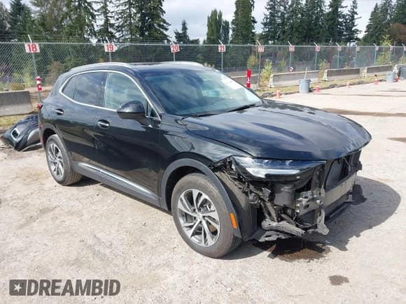 ✅ 2023 Buick Envision Essence • VIN: LRBFZNR42PD087338 • Lot: 43314685. Wystawiony na IAAI z przebiegiem 48 688 mil. Bezpłatny archiwum sprzedaży aukcyjnych z USA i szczegółowy raport historii pojazdu na DreamBid. Zdjęcie 1.