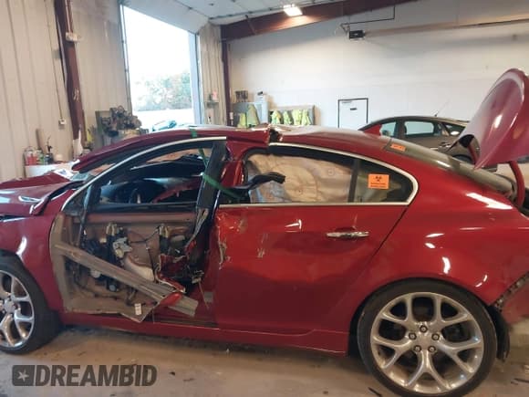 ✅ 2013 Buick Regal GS • VIN: 2G4GV5GV7D9220905 • Лот: 43439525. Опубликован ранее на IAAI с пробегом Не указан. Бесплатный доступ к архиву аукционных продаж из США и подробный отчёт об истории автомобиля на DreamBid. Изображение 6.