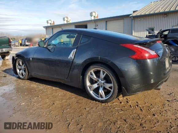 ✅ 2009 Nissan 370Z Touring • VIN: JN1AZ44E59M400944 • Lot: 85453564. Listed on Copart with 109,400 mi. Free auction sales archive from the USA and detailed vehicle history report at DreamBid. Image 2.