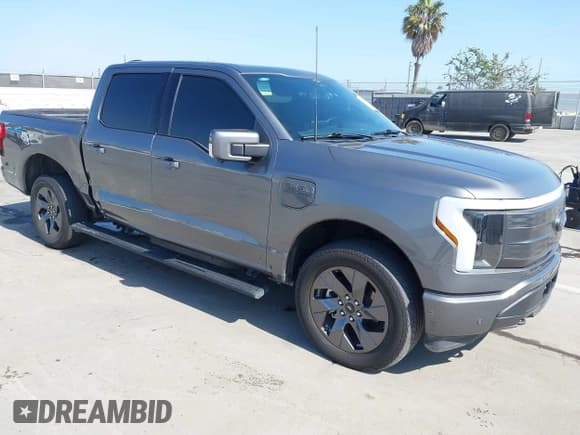 ✅ 2023 Ford F-150 Lightning Pro • VIN: 1FTVW1EV9PWG13112 • Lot: 42537083. Listed on IAAI with 72,691 mi. Free auction sales archive from the USA and detailed vehicle history report at DreamBid. Image 1.