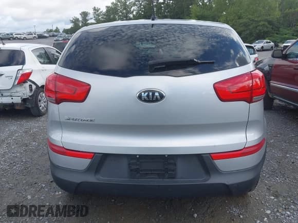 ✅ 2016 Kia Sportage LX • VIN: KNDPBCAC0G7881013 • Lot: 42980765. Listed on IAAI with 100,488 mi. Free auction sales archive from the USA and detailed vehicle history report at DreamBid. Image 16.