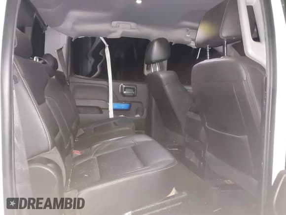 ✅ 2018 Chevrolet Silverado 2500HD LTZ • VIN: 1GC1KWEY0JF184077 • Lot: 43354926. Wystawiony na IAAI z przebiegiem 226 940 mil. Bezpłatny archiwum sprzedaży aukcyjnych z USA i szczegółowy raport historii pojazdu na DreamBid. Zdjęcie 8.