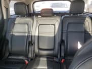 ✅ 2023 Lincoln Aviator Grand Touring • VIN: 5LMYJ8XY9PNL01026 • Lot: 73596544. Wystawiony na Copart z przebiegiem 145 mil. Bezpłatny archiwum sprzedaży aukcyjnych z USA i szczegółowy raport historii pojazdu na DreamBid. Zdjęcie 10.