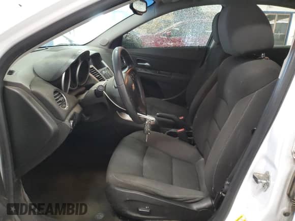 2015 Chevrolet Cruze LT z VIN 1G1PC5SB1F7130928, wystawiony jako Copart lot #84561045 z przebiegiem 106 370 mil mil oraz Szkoda całkowita • Salvage title. Historia ofert i sprzedaży dostępna na DreamBid. Obrazek 7.