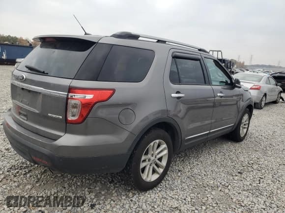 ✅ 2014 Ford Explorer XLT • VIN: 1FM5K7D80EGB58261 • Lot: 93483545. Wystawiony na Copart z przebiegiem 235 720 mil. Bezpłatny archiwum sprzedaży aukcyjnych z USA i szczegółowy raport historii pojazdu na DreamBid. Zdjęcie 3.