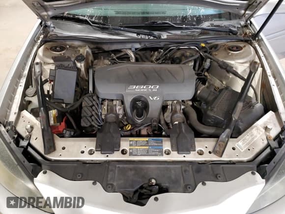 ✅ 2005 Pontiac Grand Prix • VIN: 2G2WP522X51199821 • Lot: 84430365. Wystawiony na Copart z przebiegiem 125 058 mil. Bezpłatny archiwum sprzedaży aukcyjnych z USA i szczegółowy raport historii pojazdu na DreamBid. Zdjęcie 11.