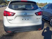 ✅ 2019 Nissan Rogue S • VIN: JN1BJ1CR2KW354157 • Lot: 40576384. Listed on IAAI with 28,444 mi. Free auction sales archive from the USA and detailed vehicle history report at DreamBid. Image 15.