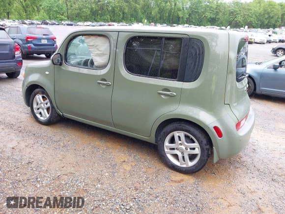 ✅ 2009 Nissan Cube S • VIN: JN8AZ28R99T102471 • Lot: 42250258. Wystawiony na IAAI z przebiegiem 164 478 mil. Bezpłatny archiwum sprzedaży aukcyjnych z USA i szczegółowy raport historii pojazdu na DreamBid. Zdjęcie 3.