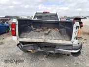 ✅ 2019 Chevrolet Silverado 2500HD Work Truck • VIN: 1GC1CREG1KF201833 • Lot: 43566965. Wystawiony na Copart z przebiegiem 206 175 mil. Bezpłatny archiwum sprzedaży aukcyjnych z USA i szczegółowy raport historii pojazdu na DreamBid. Zdjęcie 6.