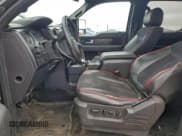 ✅ 2014 Ford F-150 Platinum • VIN: 1FTFW1ET9EFA82767 • Lot: 94850145. Wystawiony na Copart z przebiegiem 216 841 mil. Bezpłatny archiwum sprzedaży aukcyjnych z USA i szczegółowy raport historii pojazdu na DreamBid. Zdjęcie 7.