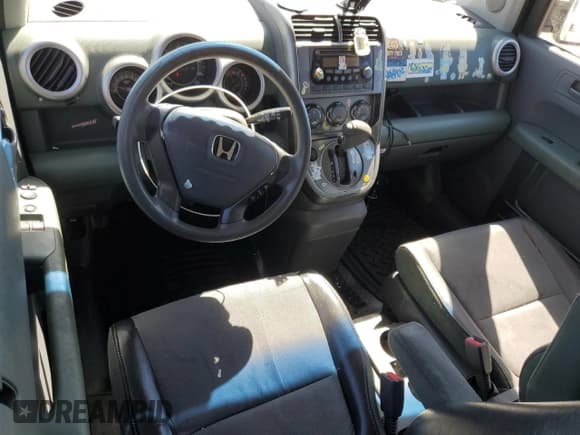 ✅ 2004 Honda Element EX • VIN: 5J6YH18594L001132 • Lot: 83769515. Listed on Copart with 215,788 mi. Free auction sales archive from the USA and detailed vehicle history report at DreamBid. Image 8.