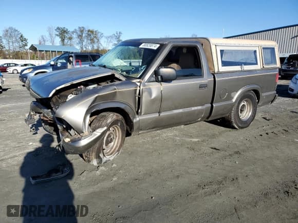 ✅ 1998 Chevrolet S-10 LS • VIN: 1GCCS1449WK105580 • Лот: 80820874. Опубликован ранее на Copart с пробегом Не указан. Бесплатный доступ к архиву аукционных продаж из США и подробный отчёт об истории автомобиля на DreamBid. Изображение 1.