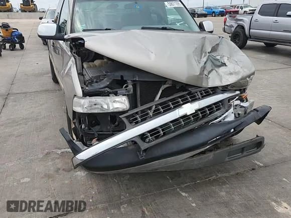 ✅ 2000 Chevrolet Silverado 1500 LS • VIN: 2GCEC19T7Y1400427 • Лот: 59671395. Опубликован ранее на Copart с пробегом 312 691 миль. Бесплатный доступ к архиву аукционных продаж из США и подробный отчёт об истории автомобиля на DreamBid. Изображение 13.