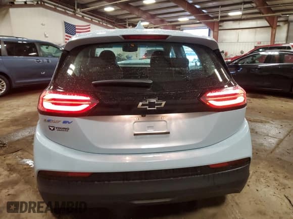 ✅ 2023 Chevrolet Bolt EV 2LT • VIN: 1G1FX6S08P4166803 • Лот: 77439124. Опубликован ранее на Copart с пробегом 16 415 миль. Бесплатный доступ к архиву аукционных продаж из США и подробный отчёт об истории автомобиля на DreamBid. Изображение 6.
