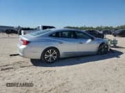 ✅ 2017 Buick LaCrosse Essence • VIN: 1G4ZP5SSXHU208966 • Lot: 72909454. Wystawiony na Copart z przebiegiem 61 530 mil. Bezpłatny archiwum sprzedaży aukcyjnych z USA i szczegółowy raport historii pojazdu na DreamBid. Zdjęcie 3.