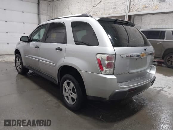 ✅ 2006 Chevrolet Equinox LS • VIN: 2CNDL23F066183044 • Лот: 41338409. Опубликован ранее на IAAI с пробегом 154 406 миль. Бесплатный доступ к архиву аукционных продаж из США и подробный отчёт об истории автомобиля на DreamBid. Изображение 3.