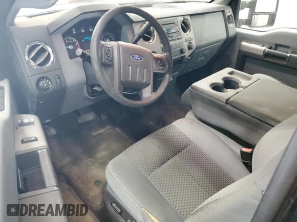 ✅ 2015 Ford F-250 XLT • VIN: 1FT7X2A65FED10651 • Лот: 67666654. Опубликован ранее на Copart с пробегом 244 275 миль. Бесплатный доступ к архиву аукционных продаж из США и подробный отчёт об истории автомобиля на DreamBid. Изображение 8.