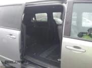 ✅ 2020 Dodge Grand Caravan SXT • VIN: 2C4RDGCG6LR228043 • Лот: 43783580. Опубликован ранее на IAAI с пробегом 209 393 миль. Бесплатный доступ к архиву аукционных продаж из США и подробный отчёт об истории автомобиля на DreamBid. Изображение 8.